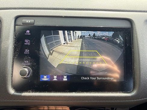 Used 2019 Honda HR-V Sport image 15