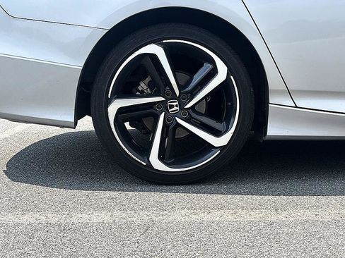 Used 2022 Honda Accord Sport Special Edition image 12