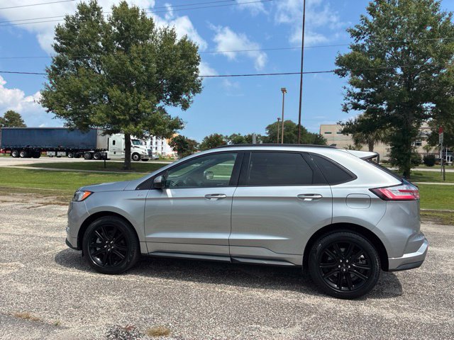 Certified 2024 Ford Edge ST-Line AWD/4WD image 6