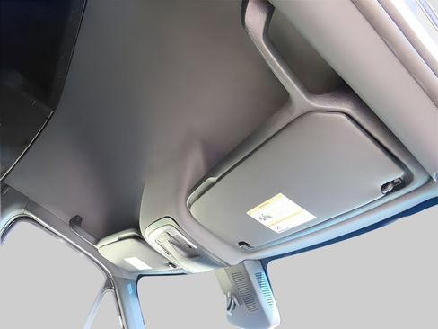 Used 2024 Mercedes-Benz Sprinter 2500 image 20