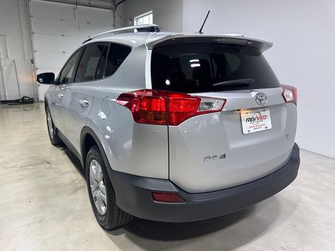 Used 2014 Toyota RAV4 LE AWD/4WD image 5
