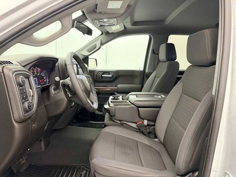 Used 2022 Chevrolet Silverado 1500 LT w/ Safety Package image 18