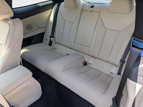 Certified 2025 BMW 430i Coupe w/ Convenience Package image 15