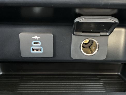 New 2026 Ford F250 XL w/ XL Chrome Package image 25