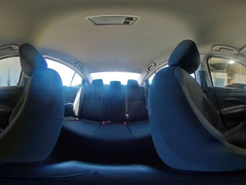 Used 2025 Nissan Versa SV FWD image 40
