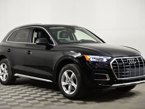 Certified 2024 Audi Q5 Premium w/ Convenience Package image 6
