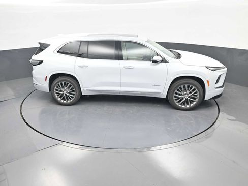 New 2026 Buick Enclave Avenir w/ Super Cruise Package AWD/4WD image 40