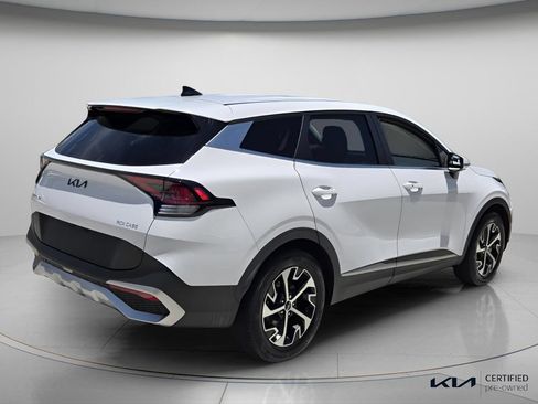 Certified 2023 Kia Sportage EX FWD image 7