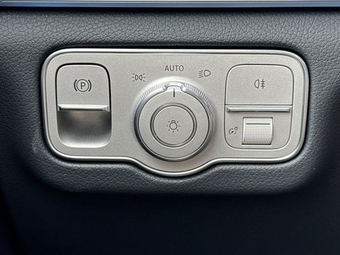 New 2026 Mercedes-Benz GLS 450 4MATIC image 28