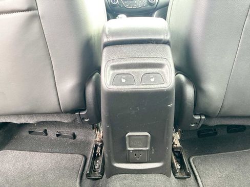 Certified 2017 Chevrolet Cruze Premier image 22