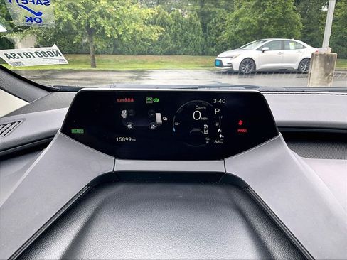 Used 2023 Toyota Prius Prime FWD image 25