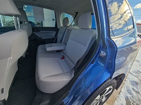 Used 2017 Subaru Forester 2.5i Premium w/ All-Weather Package image 28