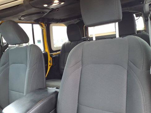 Used 2021 Jeep Wrangler Unlimited Sport image 19