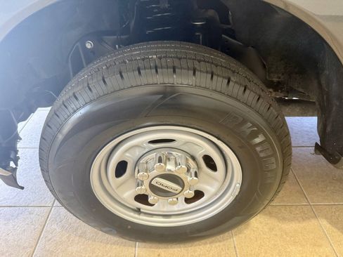 Used 2019 Ford F250 XLT w/ XLT Premium Package RWD image 36