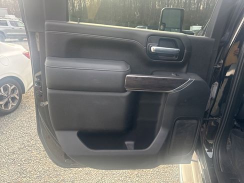 Used 2022 Chevrolet Silverado 2500 LTZ image 15