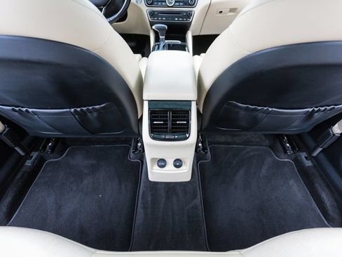 Used 2018 Kia Cadenza Technology FWD image 42