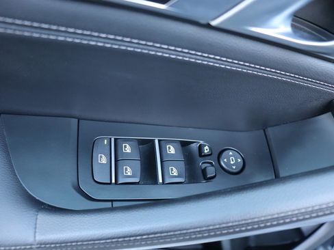 Used 2021 BMW X6 xDrive40i w/ Premium Package image 21