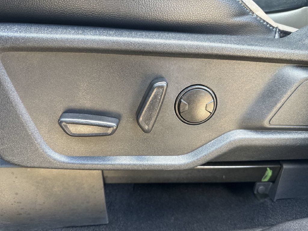 Used 2023 Ford Bronco Wildtrak AWD/4WD image 12