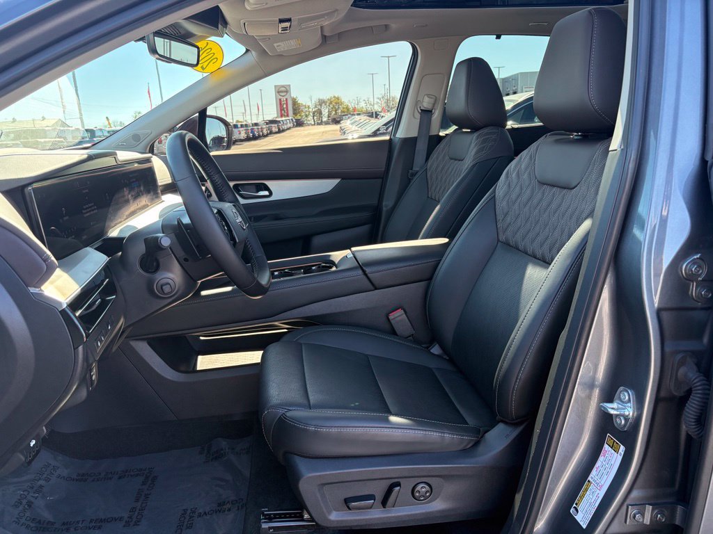 Used 2026 Nissan Murano Platinum w/ Cargo Package AWD/4WD image 32