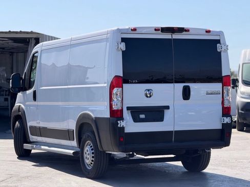 Used 2025 RAM ProMaster 2500 w/ U-Haul Equipment Group FWD image 2