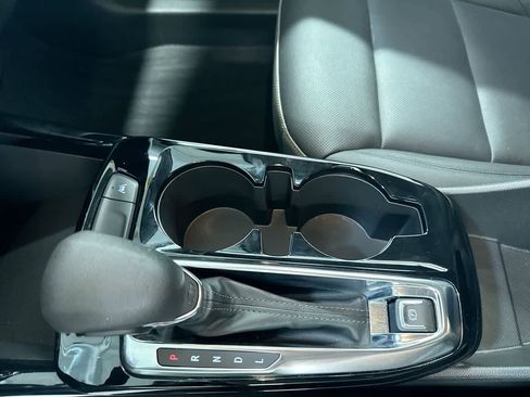 Used 2025 Chevrolet Trax ACTIV w/ Driver Confidence Package image 28