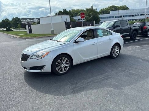 Used 2016 Buick Regal Premium w/ Driver Confidence Package #1 AWD/4WD image 14