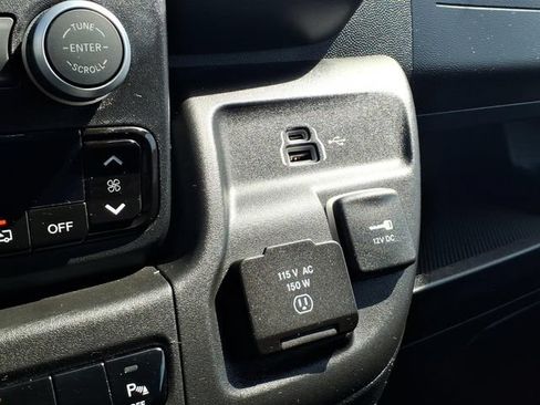 Used 2026 RAM ProMaster 2500 w/ Safety Group FWD image 17
