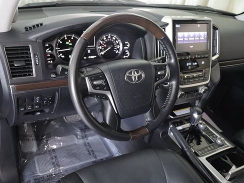 Used 2021 Toyota Land Cruiser AWD/4WD image 13