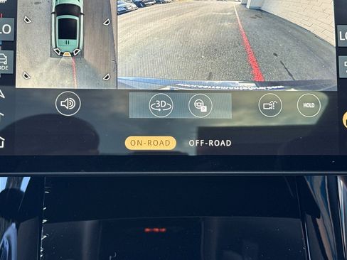 Used 2024 Land Rover Range Rover Sport SE image 22