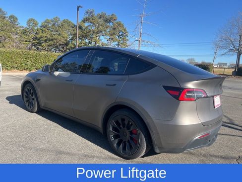 Used 2021 Tesla Model Y Long Range image 7