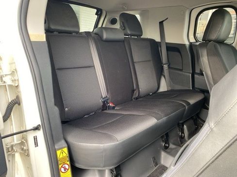 Used 2014 Toyota FJ Cruiser 4WD image 46