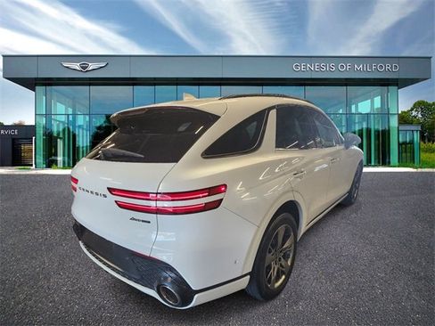 Used 2022 Genesis GV70 3.5T Sport w/ Sport Advanced Package image 6