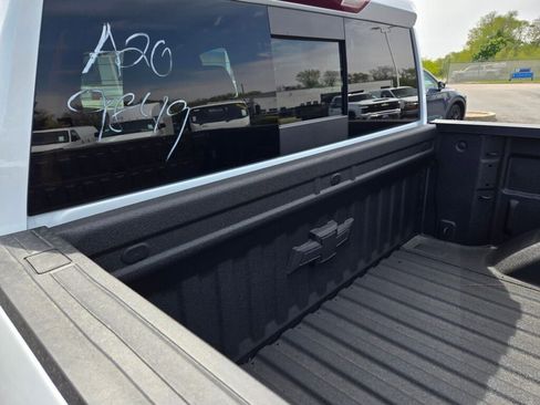 New 2026 Chevrolet Silverado 1500 RST w/ Dark Appearance Package AWD/4WD image 14