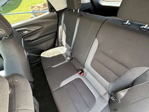 Used 2025 Chevrolet TrailBlazer LT image 16