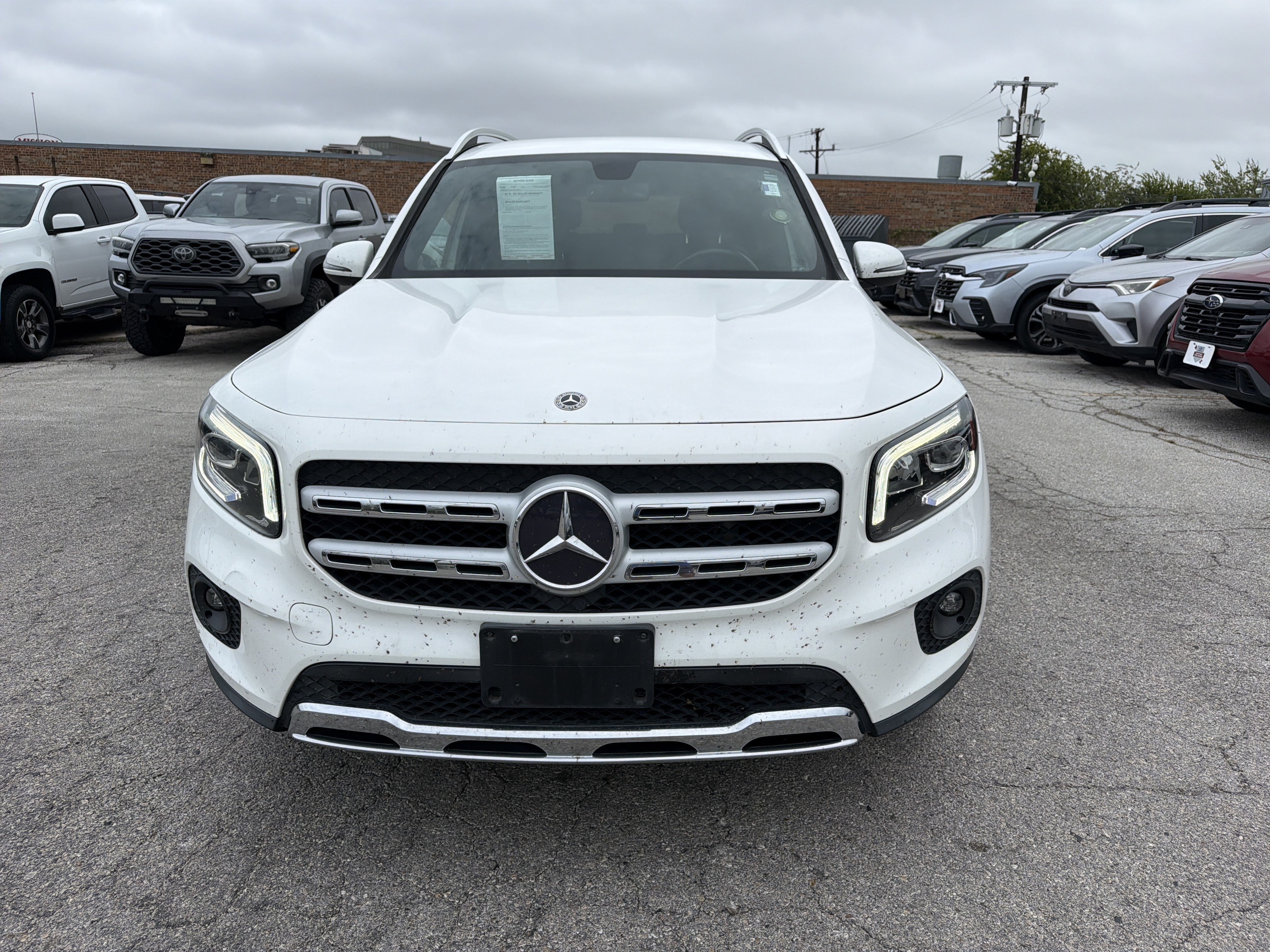 Used 2020 Mercedes-Benz GLB 250 4MATIC w/ Premium Package image 8
