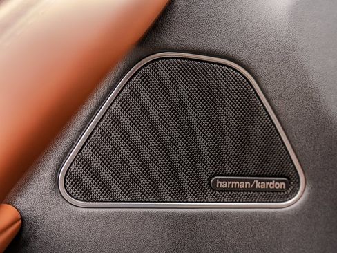 Used 2022 Maserati Levante GT image 17