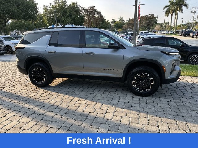 Used 2025 Chevrolet Traverse Z71 w/ Driver Confidence Package AWD/4WD image 15
