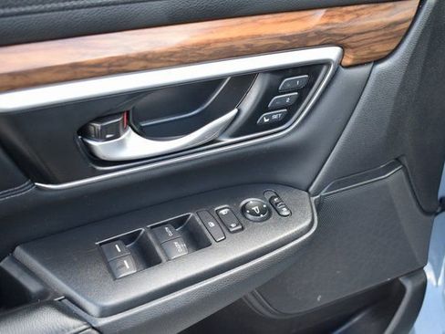 Used 2021 Honda CR-V Touring image 11