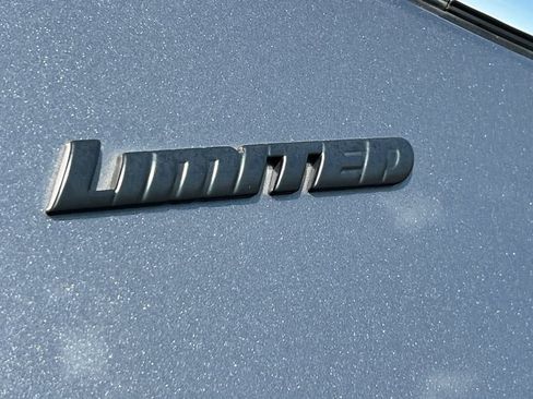 Used 2023 Toyota Tundra Limited AWD/4WD image 29