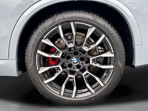 Used 2026 BMW X5 xDrive50e w/ M Sport Package AWD/4WD image 36
