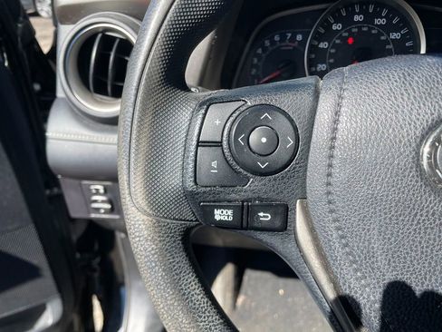Used 2015 Toyota RAV4 XLE image 15