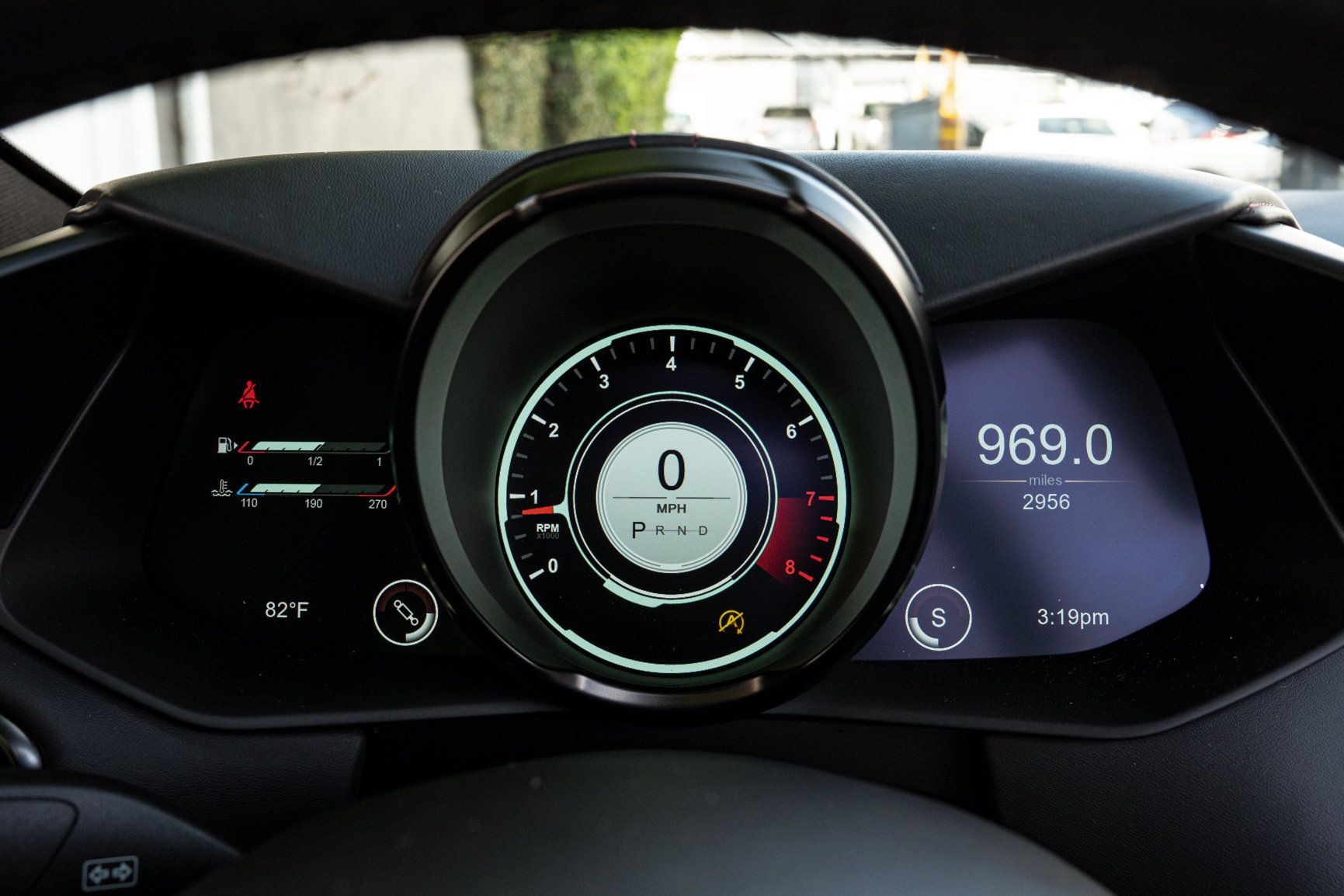 Used 2023 Aston Martin V8 Vantage Roadster RWD image 6