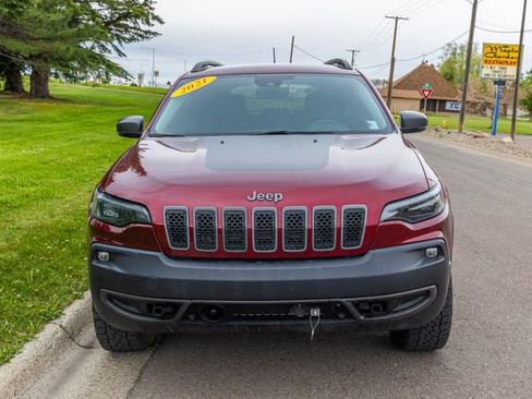 Used 2021 Jeep Cherokee Trailhawk w/ Comfort/Convenience Group AWD/4WD image 2