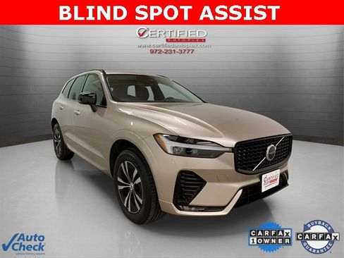 Used 2025 Volvo XC60 B5 Core image 3