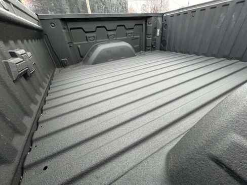 Used 2020 Chevrolet Silverado 1500 RST image 15