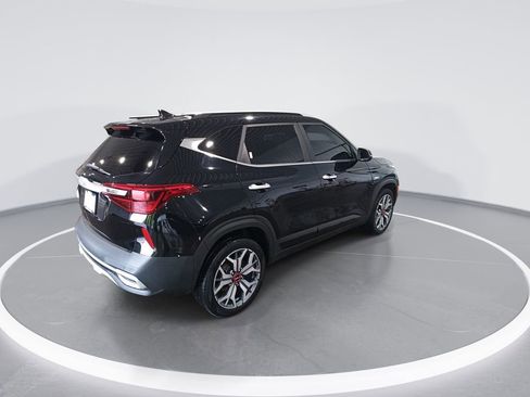Used 2022 Kia Seltos SX AWD/4WD image 8