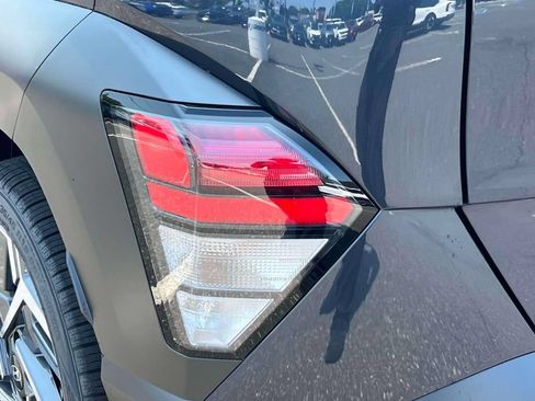 Used 2026 Hyundai Kona SEL Premium AWD/4WD image 11