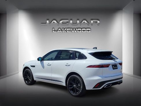 New 2026 Jaguar F-PACE R-Dynamic S image 3
