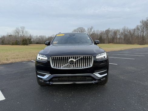Used 2024 Volvo XC90 B5 Plus w/ Protection Package Premier image 2