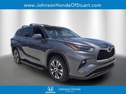 Used 2022 Toyota Highlander XLE
